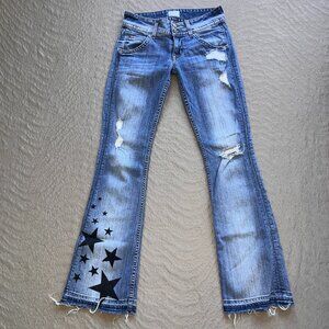 HUDSON SIGNATURE BALLET BOOTCUT JEANS- in RELEASE with STAR EMBELLISHMENT - 25